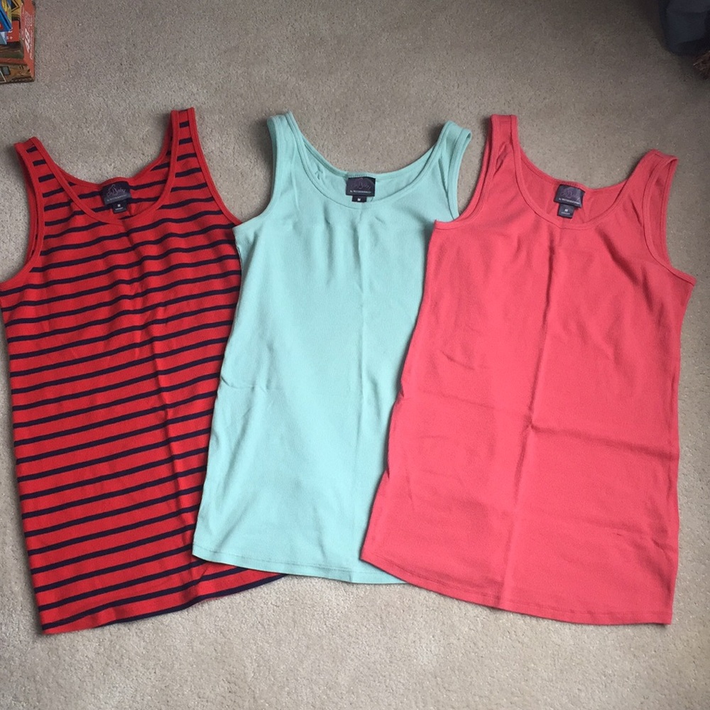 3 Maternity tank tops